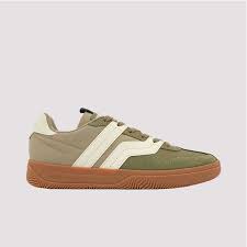 3 Merk Sepatu Sneaker Lokal Terbaik 2 Rekomendasi piero