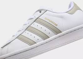 3 Sepatu Sneaker Putih Pria Terbaik 2 Rekomendasi das