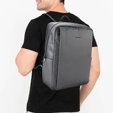 2 Tas Merk Hush Puppies untuk Pria Terbaik 2 Rekomendasi body