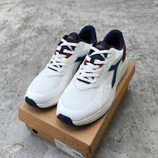 2 Sepatu Diadora Terbaik Pria & Wanita 3 Rekomendasi roa