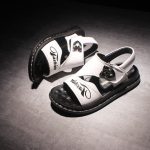 4 Rekomendasi Merk Sandal Anak Laki-Laki Branded (Terbaru 2023)