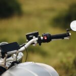3 Holder HP untuk Motor Terbaik 6 Rekomendasi oleg hq7Rikk4hGU unsplash1