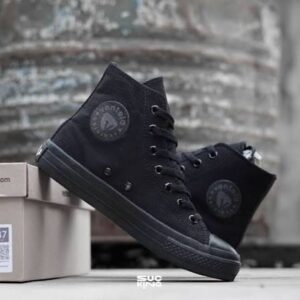3 Sneakers Pria Full Black Terbaik 3 Rekomendasi ven