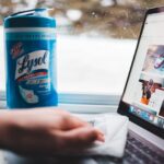 2 Pembersih Laptop Terbaik 5 Rekomendasi erik mclean 3jc2t55PkFc unsplash