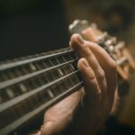 2 Bass untuk Pemula Terbaik 5 Rekomendasi katarina bubenikova nUd7uq3i0qs unsplash